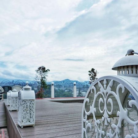 Cinnamon Hotel Boutique Syariah Tutugan Ngoại thất bức ảnh