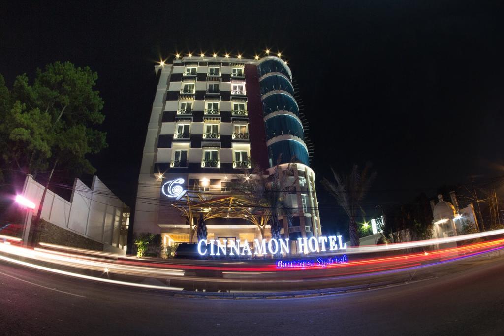 Cinnamon Hotel Boutique Syariah Tutugan Ngoại thất bức ảnh