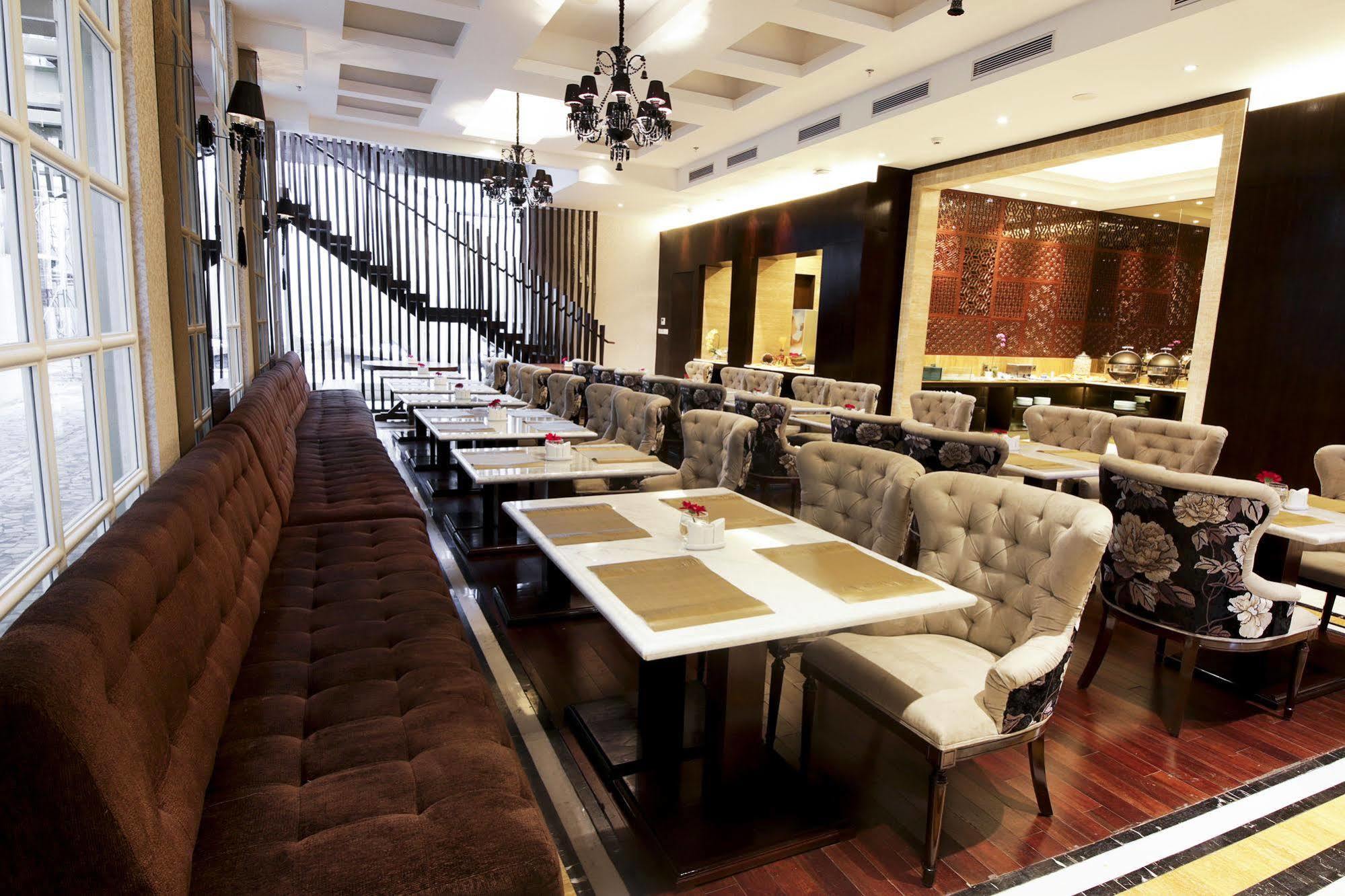 Cinnamon Hotel Boutique Syariah Tutugan Ngoại thất bức ảnh