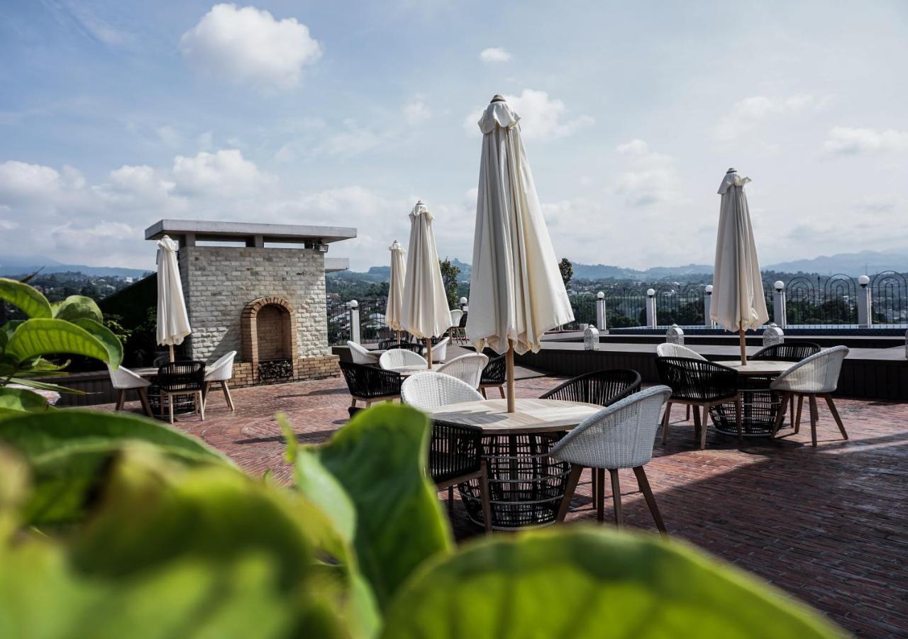 Cinnamon Hotel Boutique Syariah Tutugan Ngoại thất bức ảnh